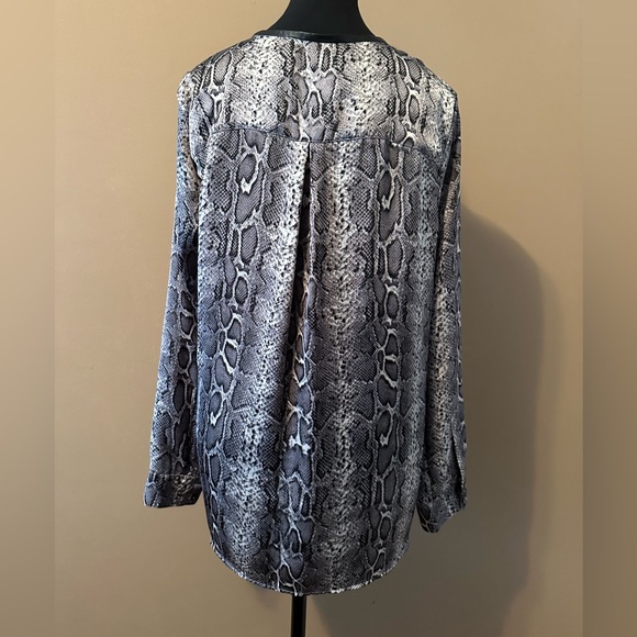 5/$25 will bundle Women’s Phython Pattern Blouse with Leather Trim - Picture 3 of 4